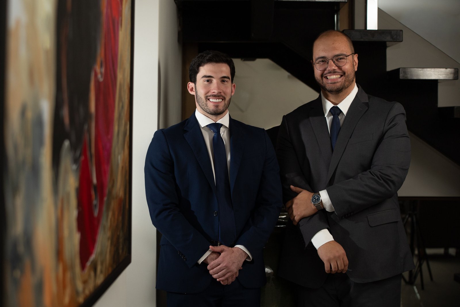 Felipe Marques de Almeida e Gustavo Eufigênio no escritório